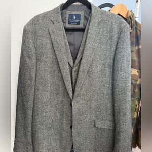 U.S. Polo Assn. Grey herringbone tweed sport jacket with matching vest
